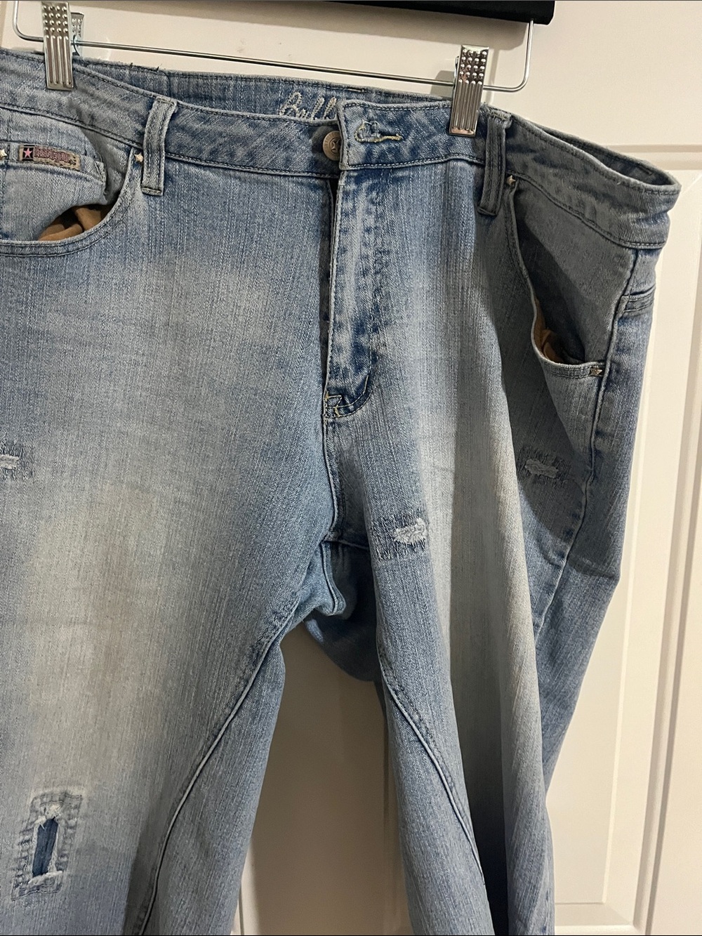 Bubblegum Light Blue Women's Cropped Distressed Jeans